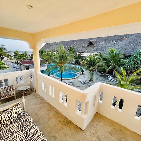 Jacaranda Beach Resort Ватаму Экстерьер фото
