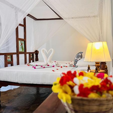 Jacaranda Beach Resort Ватаму Экстерьер фото